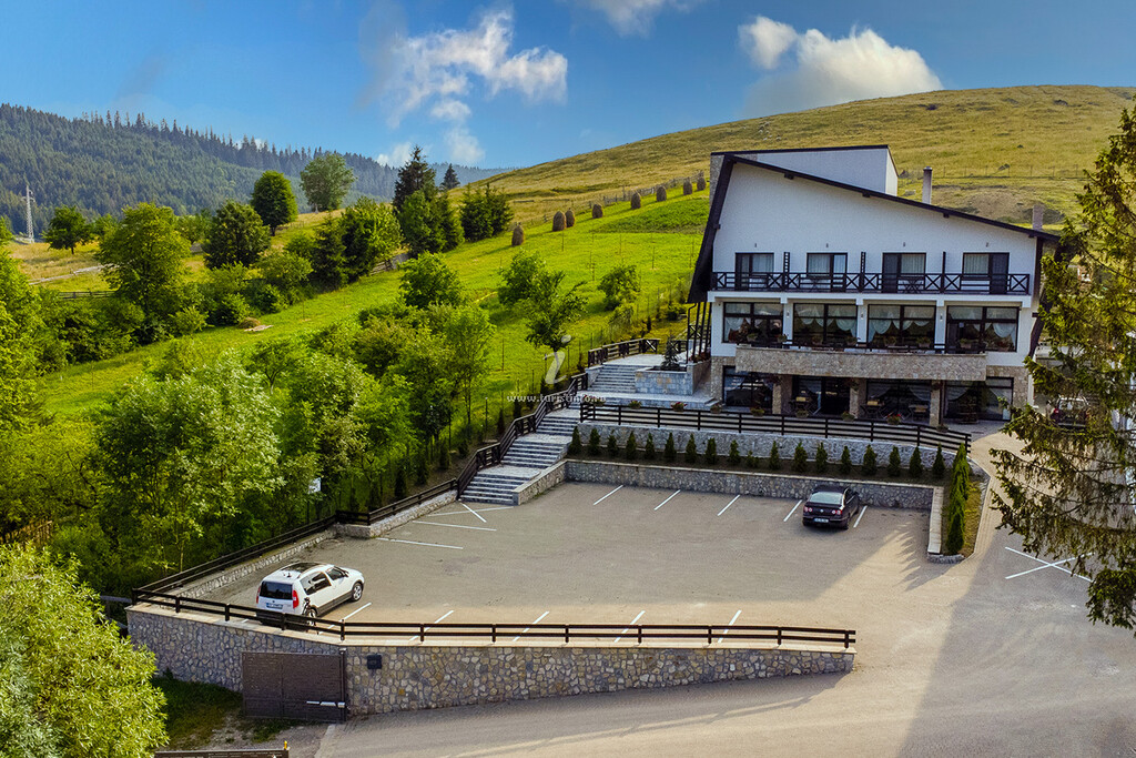 Pensiunea Vale Humor Residence