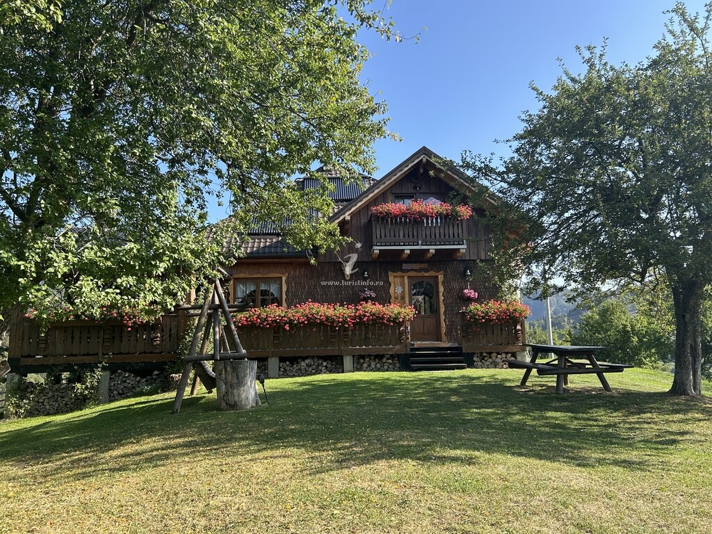 Cabana Muchia lui Gîrniță