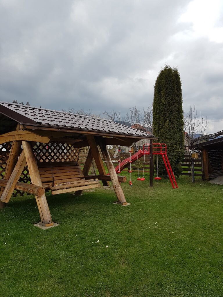 Cabana Casa Cu Veveriţe