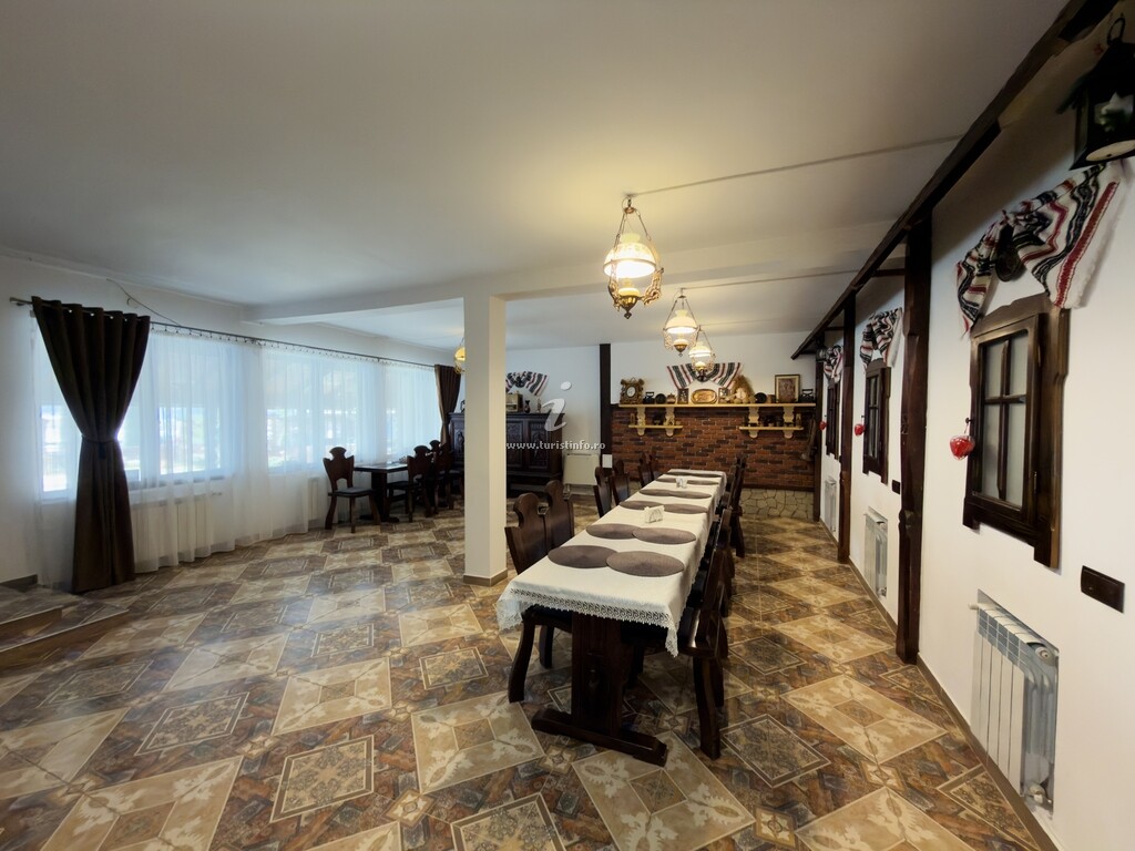 Pensiunea Casa Corlățeni
