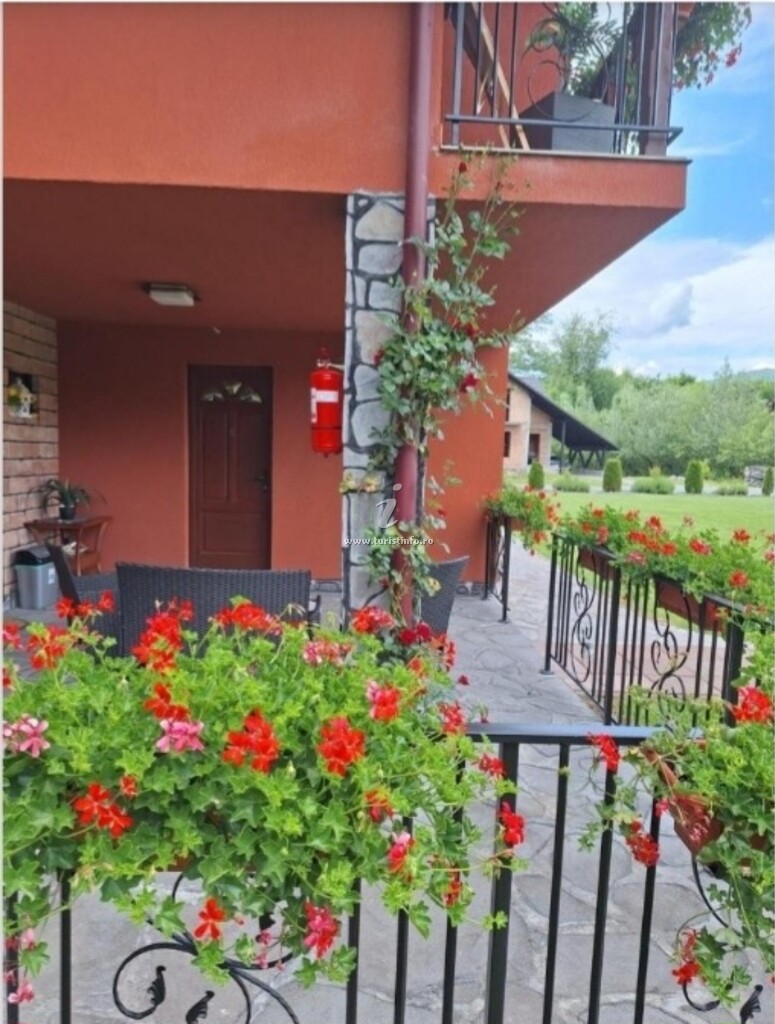 Căsuțe tip camping Gabriel