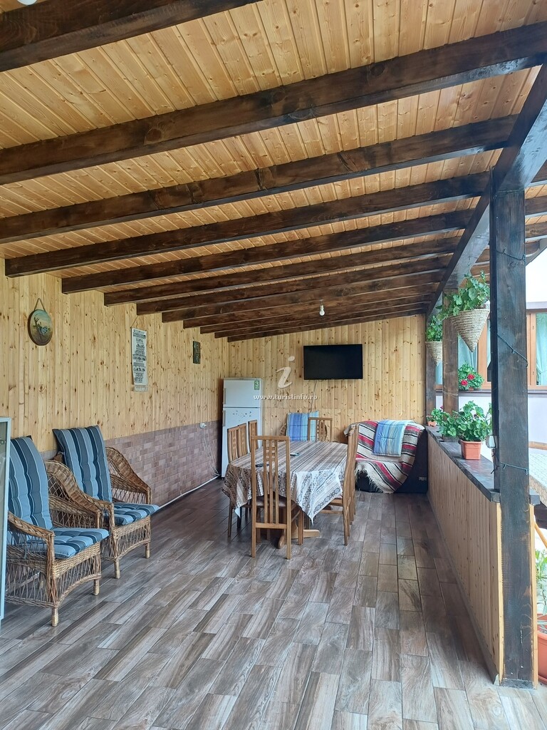Casa de lângă Lac