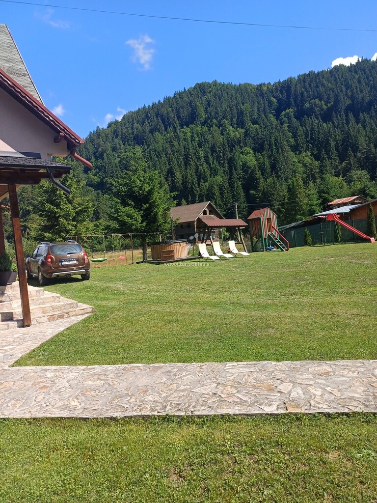 Casa de lângă Lac