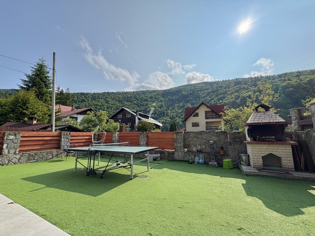 Casa de vacanță Holiday Home