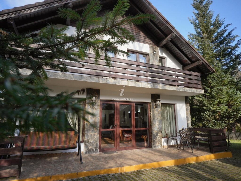 Vila Discret House