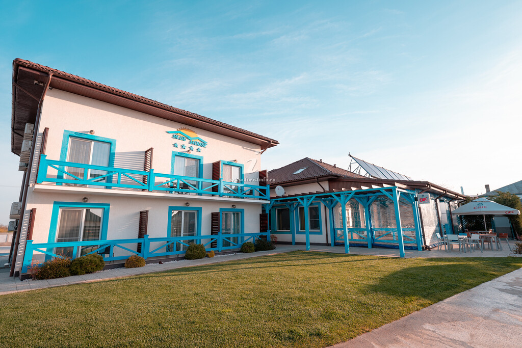 Pensiunea Blue House
