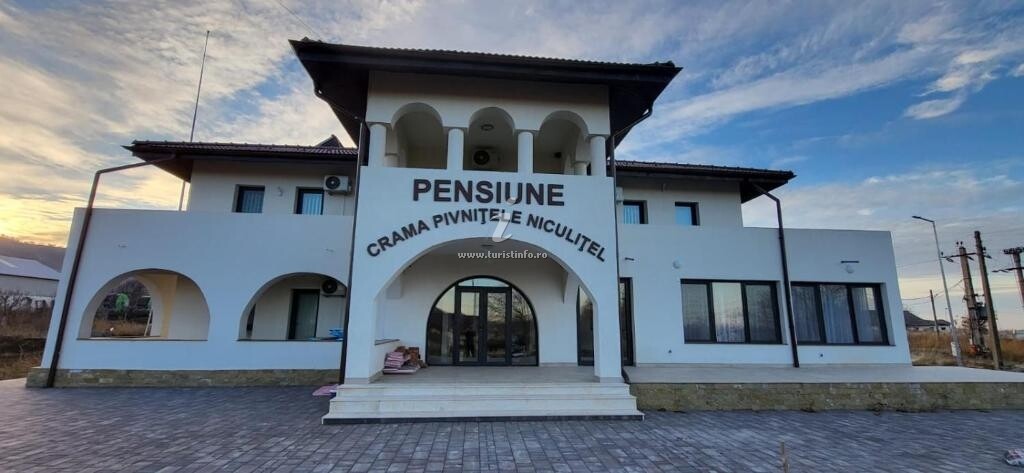 Pensiunea Crama Pivnițele Niculițel