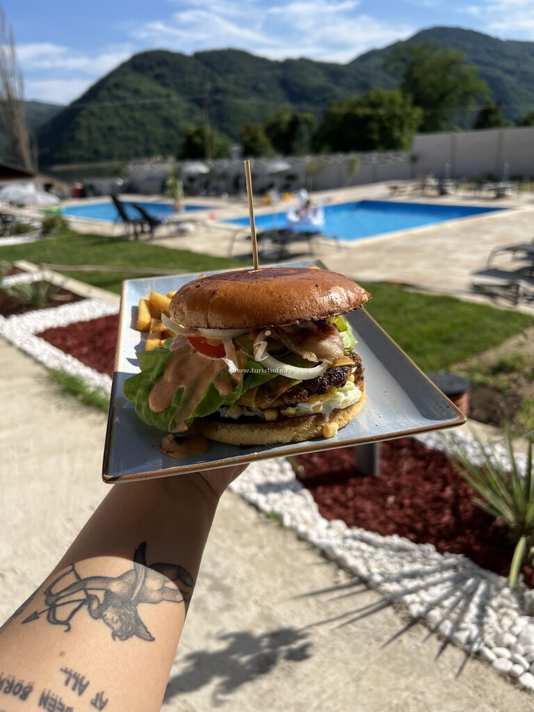 Pensiunea Casa  Creța