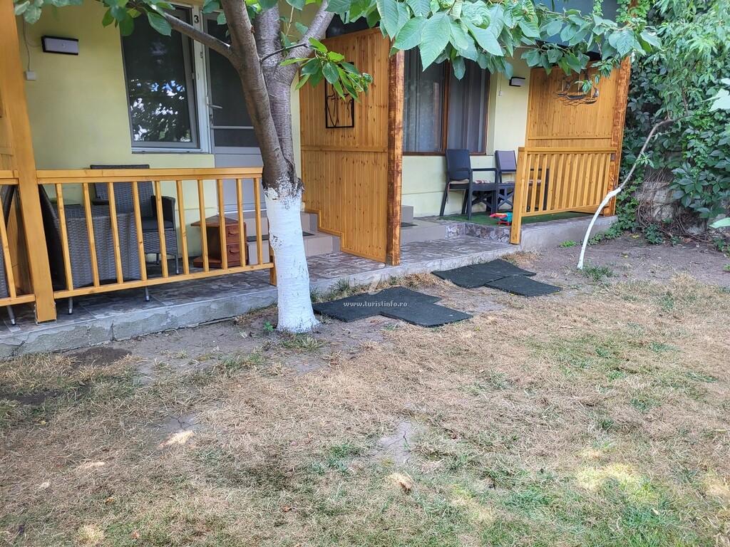 Camere de închiriat La Uta