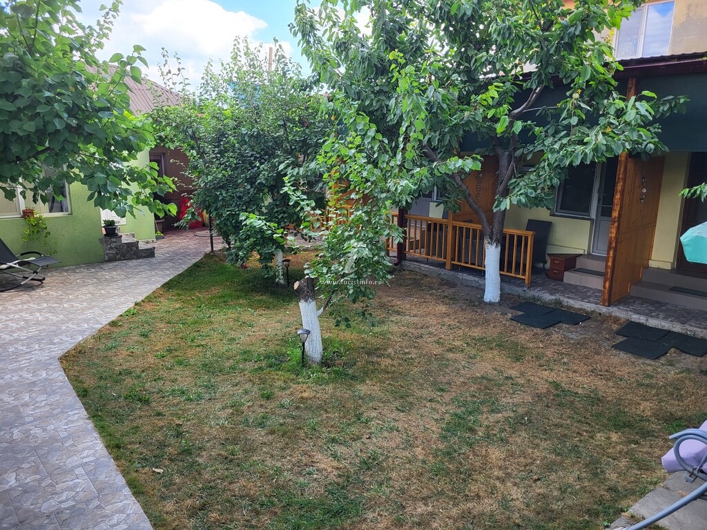 Camere de închiriat La Uta