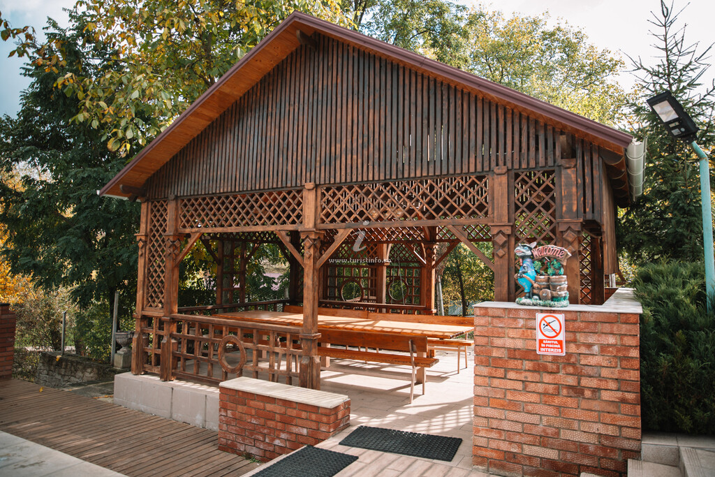 Pensiunea Agroturistică LaBadeaMircea