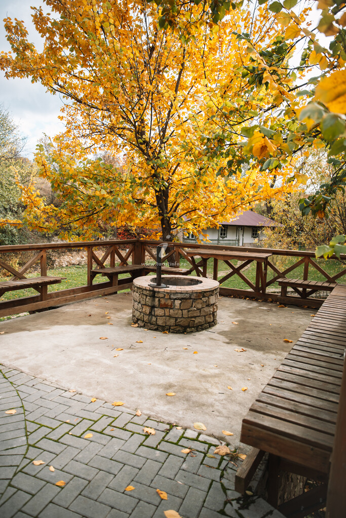 Pensiunea Agroturistică LaBadeaMircea