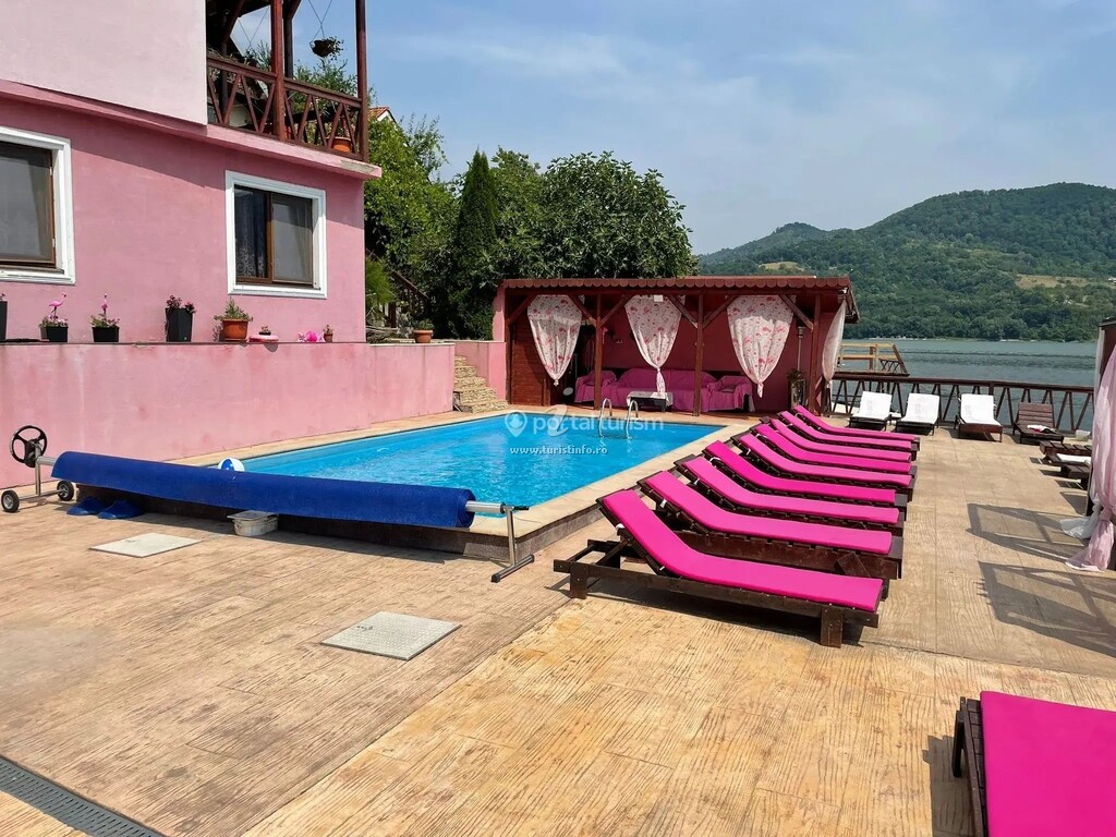 Casa Elite Holiday