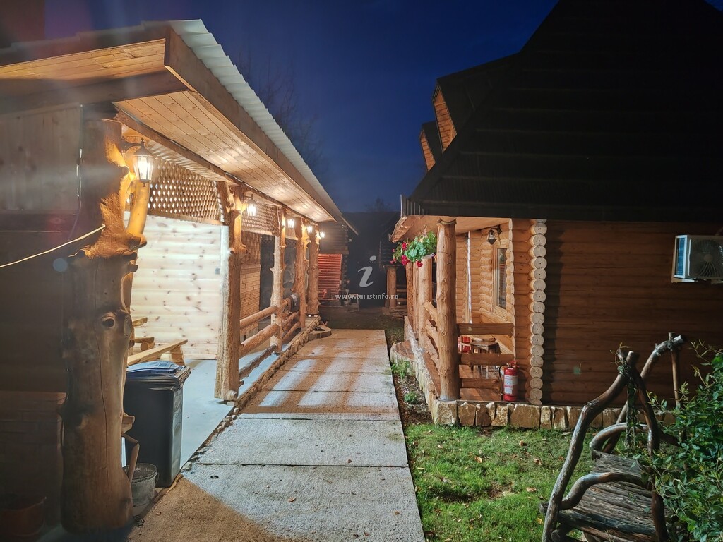 Cabana de sub Nuc