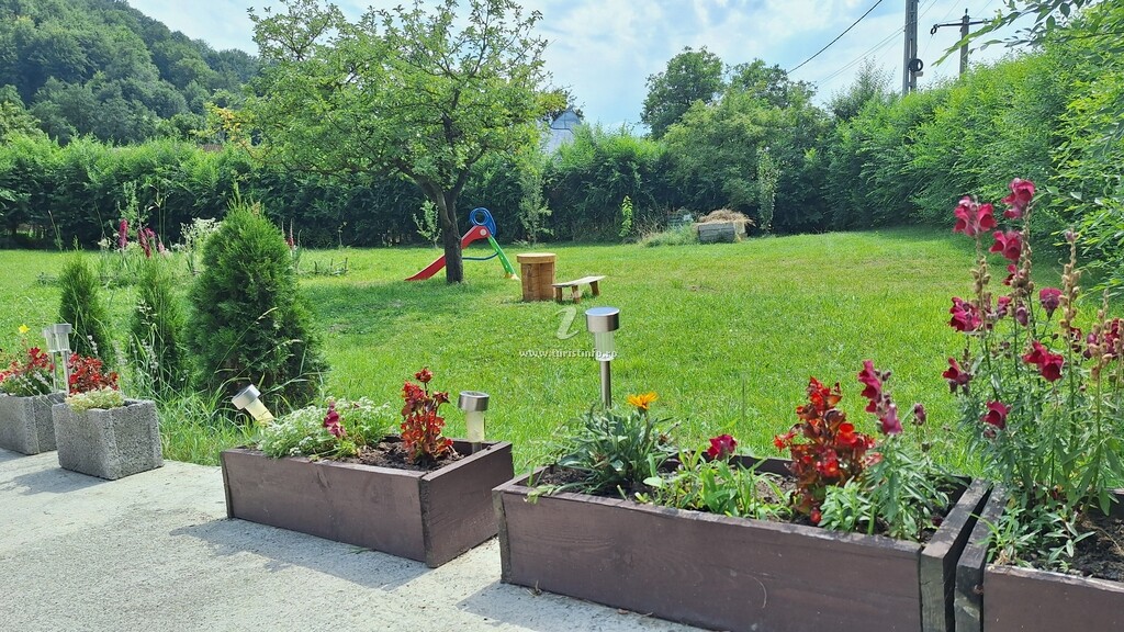 Casa de vacanță La Numărul 100