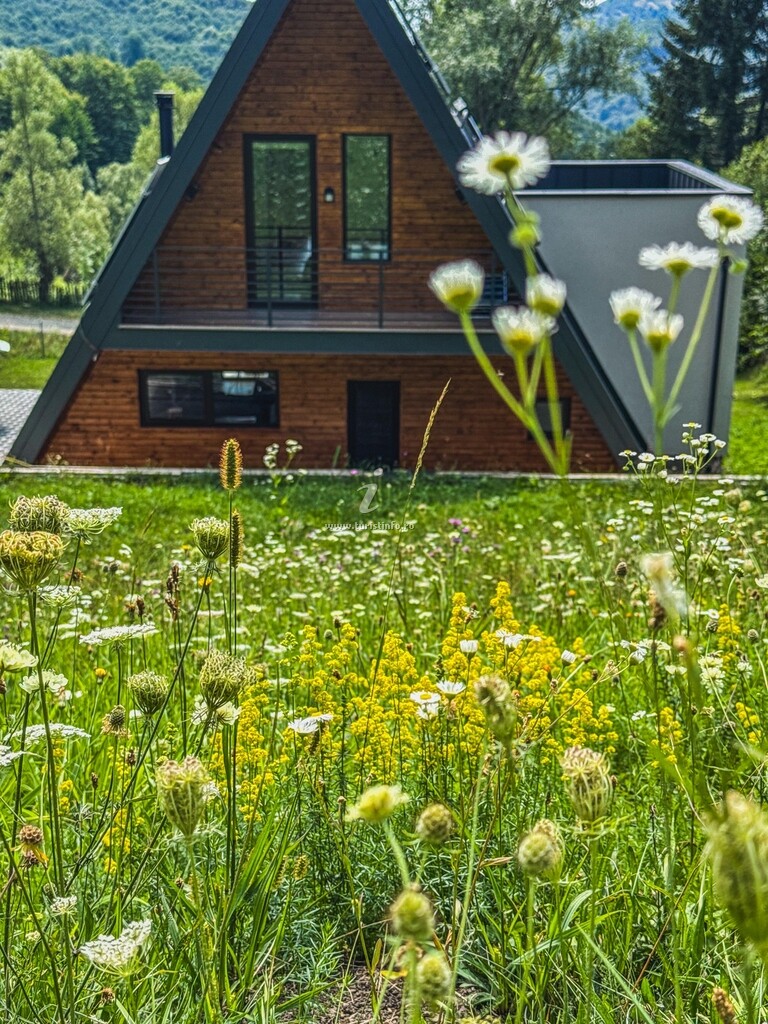 A-frame Noa Cabin