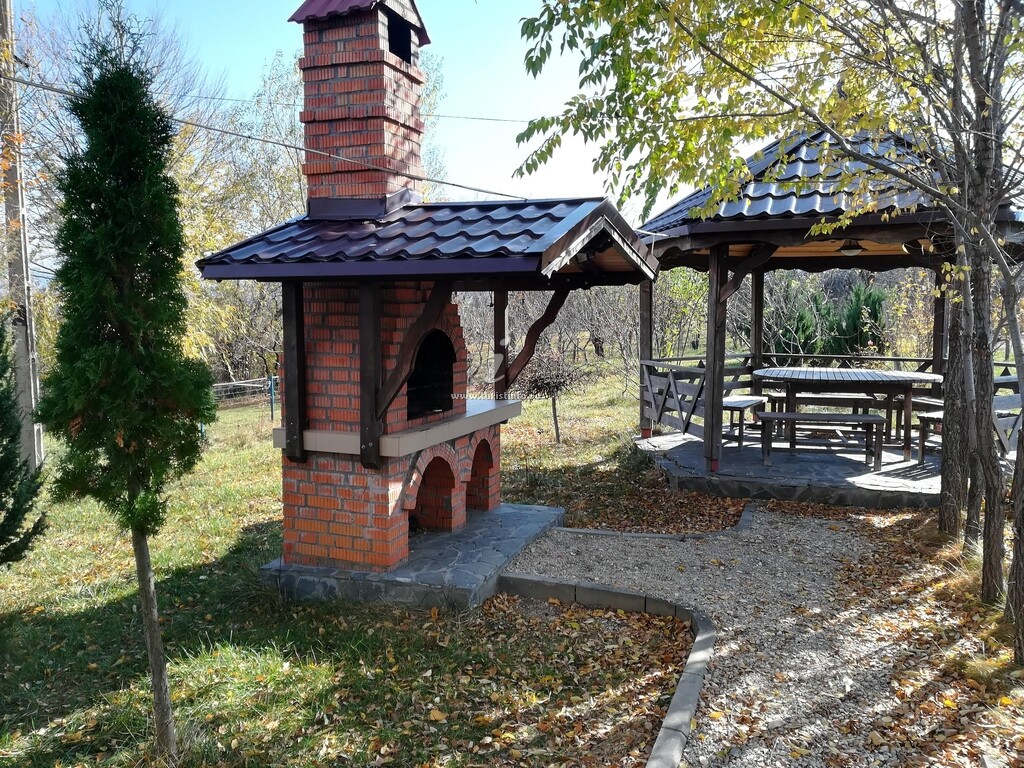 Cabana 33