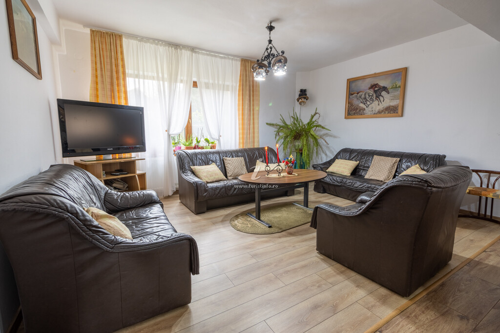 Cabana Porumbăcel