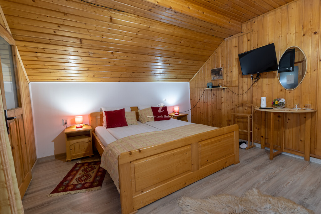 Cabana Porumbăcel