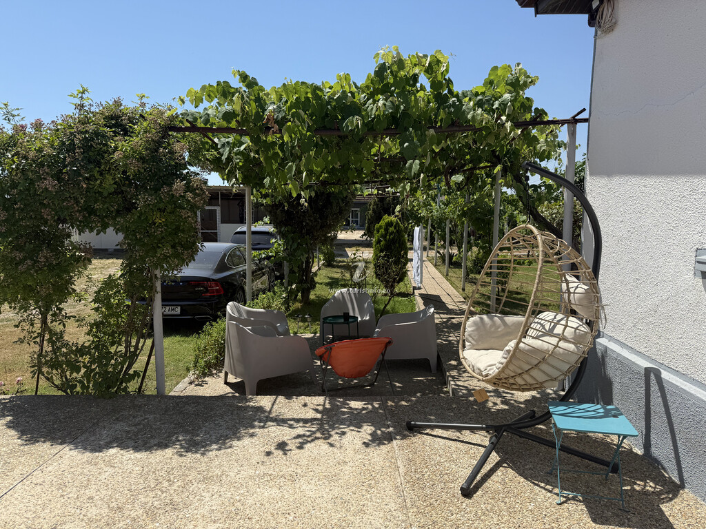 Casa Arts Leasure House