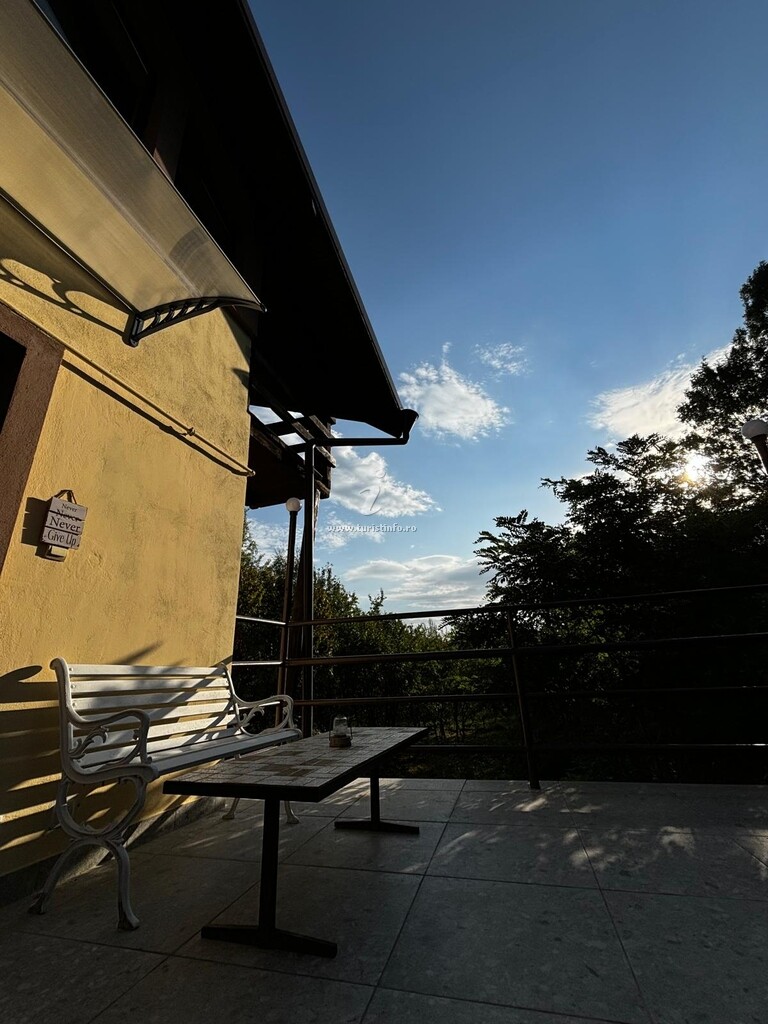 Casa cu Pădure