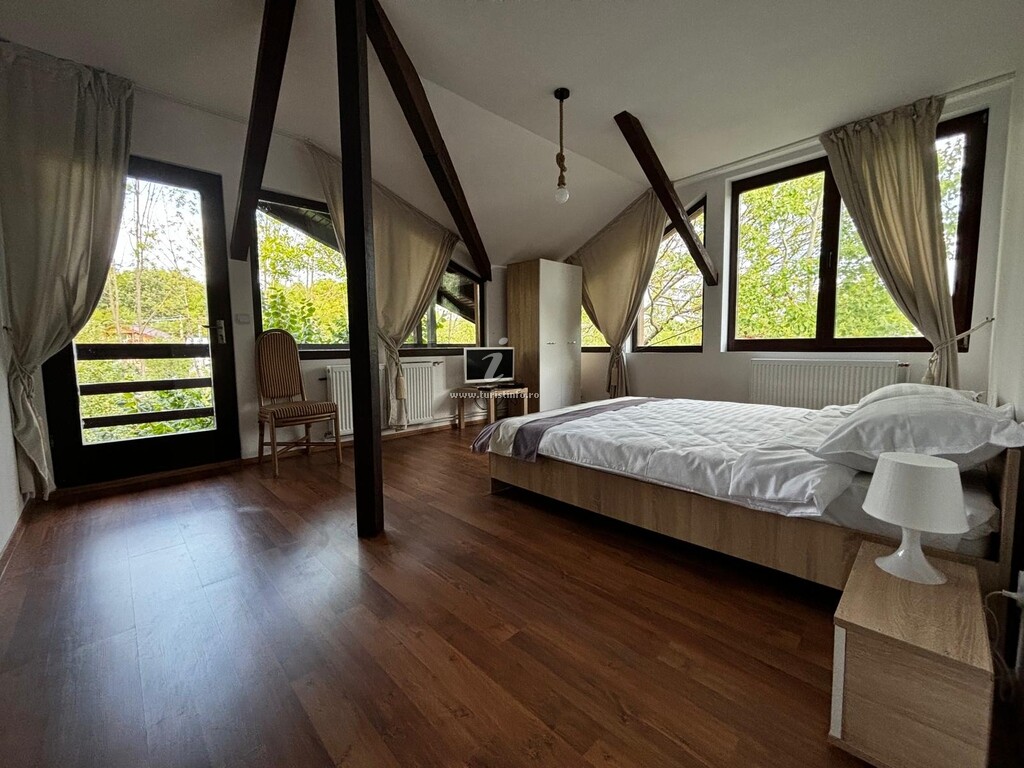 Casa cu Pădure