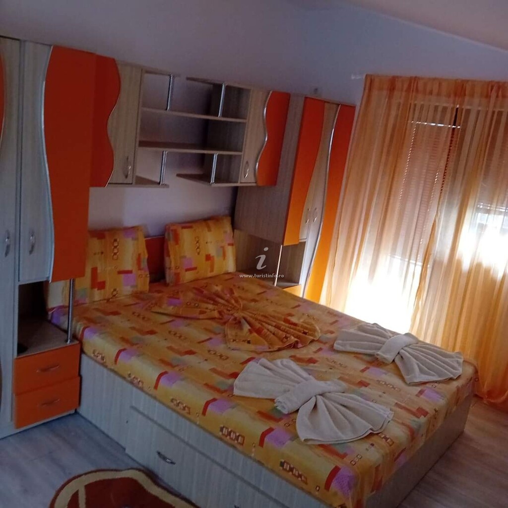 Camere de închiriat Antonia