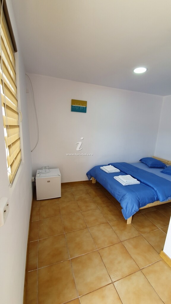 Camere de închiriat Pagini din Vamă