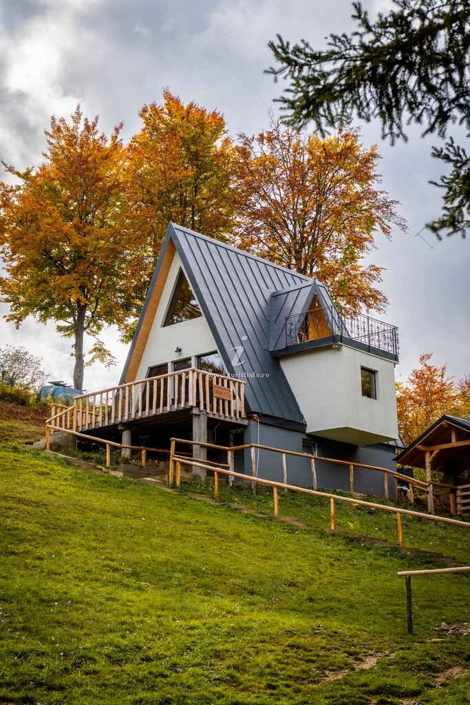 Cabana Împărăția Mlăcilor