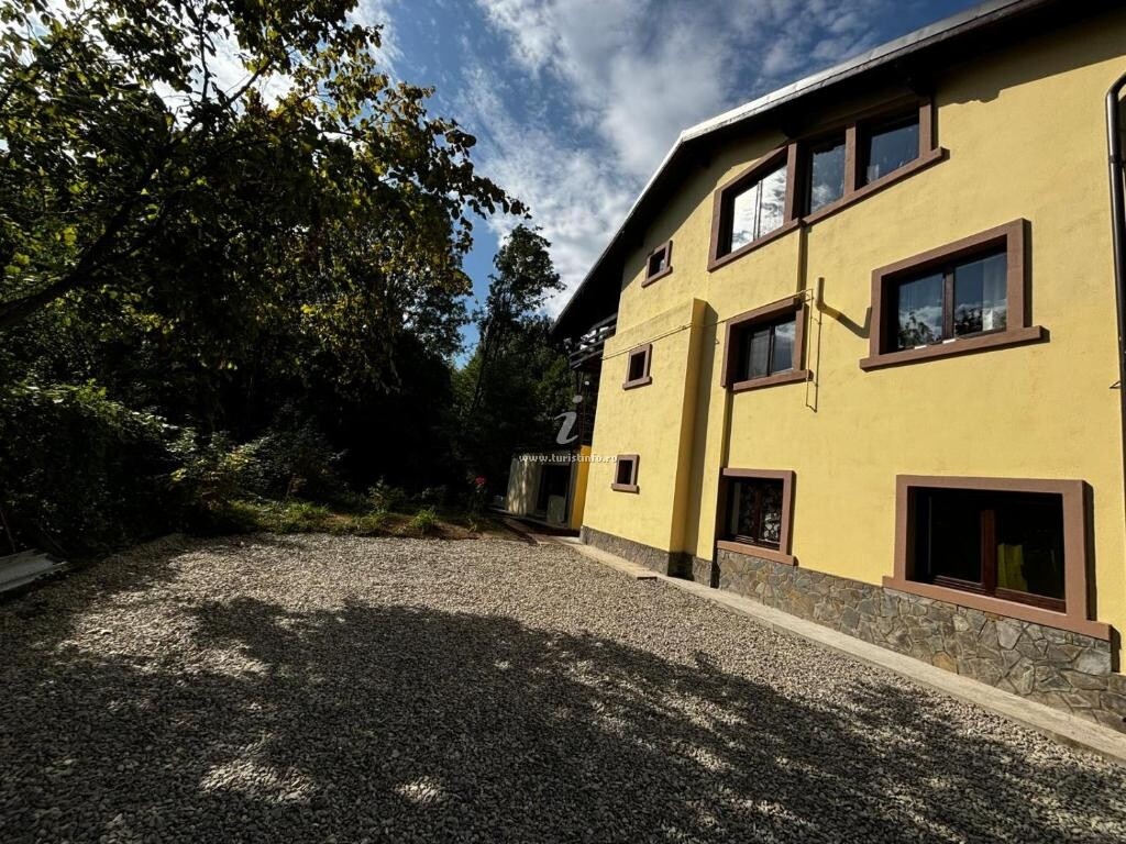 Casa cu Pădure
