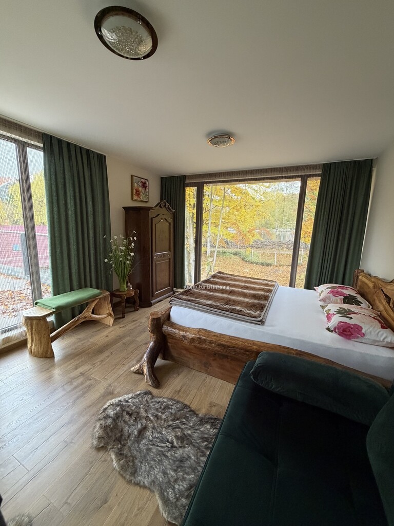 Cabana Lake Chalet Mogoșa