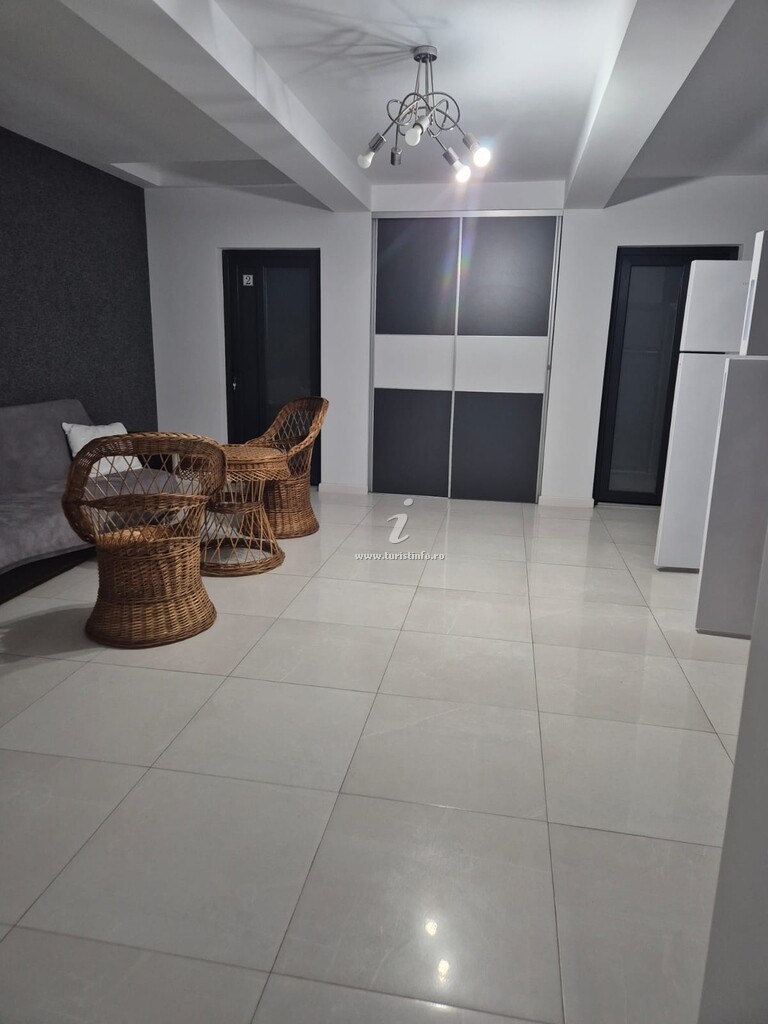 Camere de închiriat Casa cu Barcă