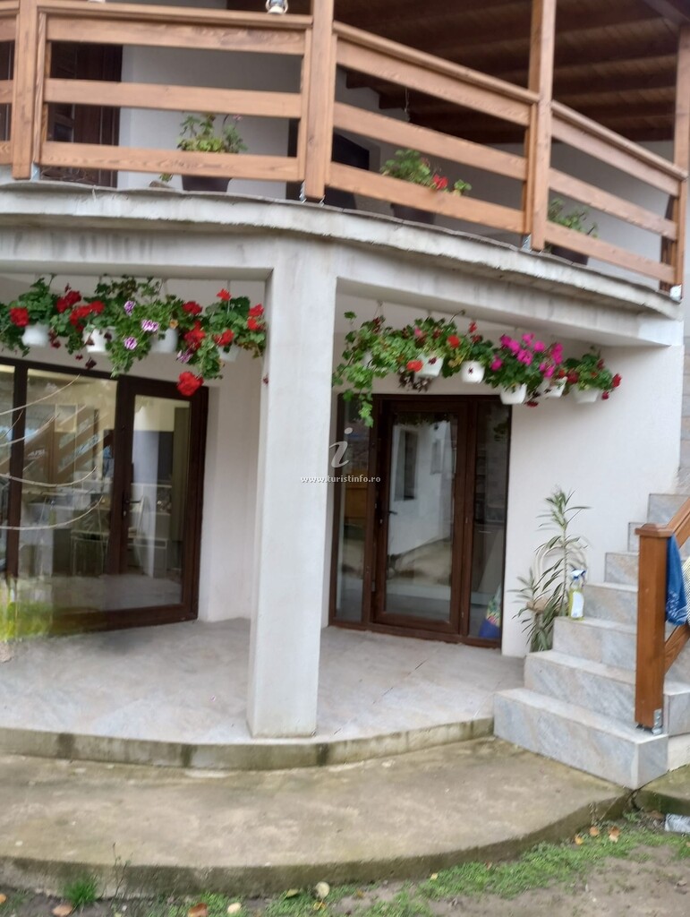 Camere de închiriat Antonia