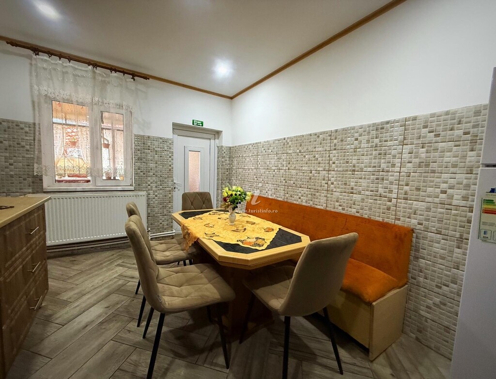 Camere de închiriat Casa Mary