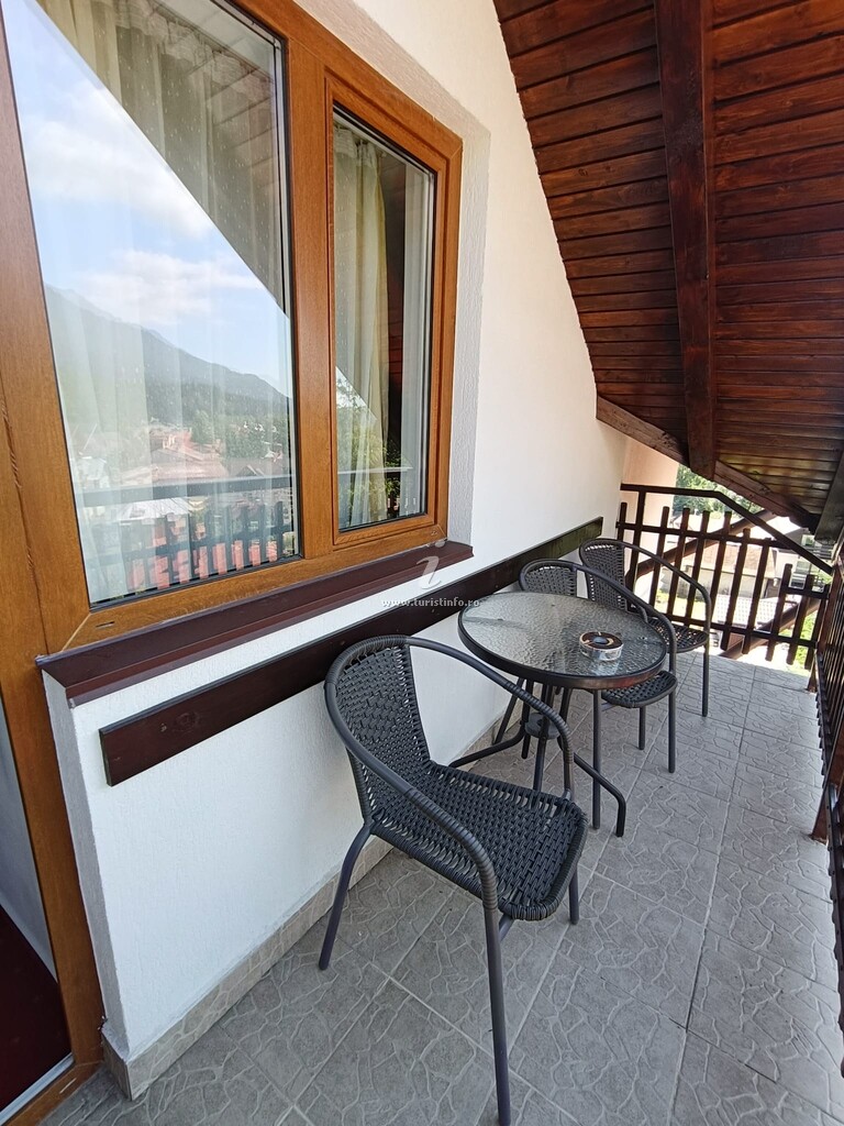 Pensiunea Casa Albă