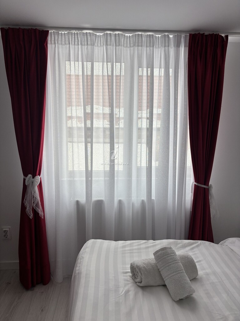 Camere de închiriat Casa Cetății