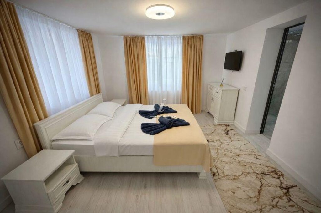 Camere de închiriat Casa Cetății
