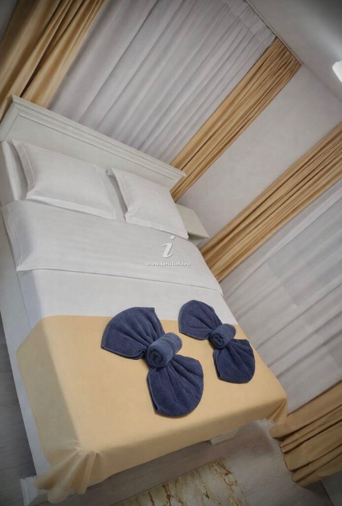 Camere de închiriat Casa Cetății