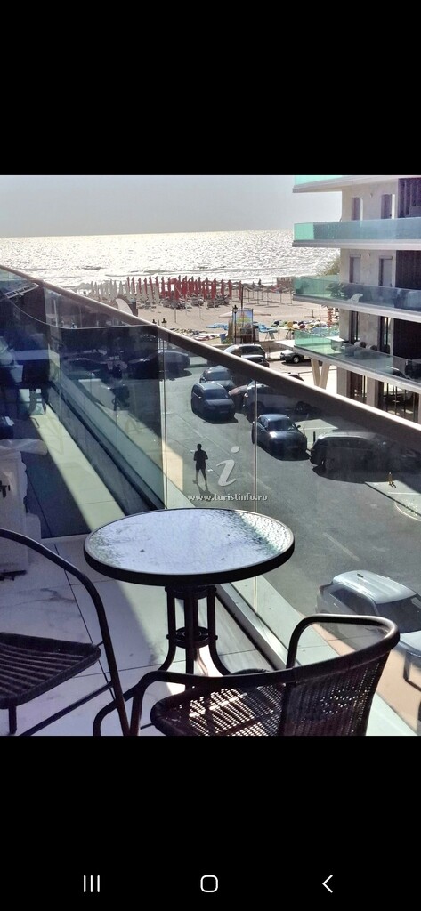 Hotel-Apartament Edy's by the Sea White Titanic