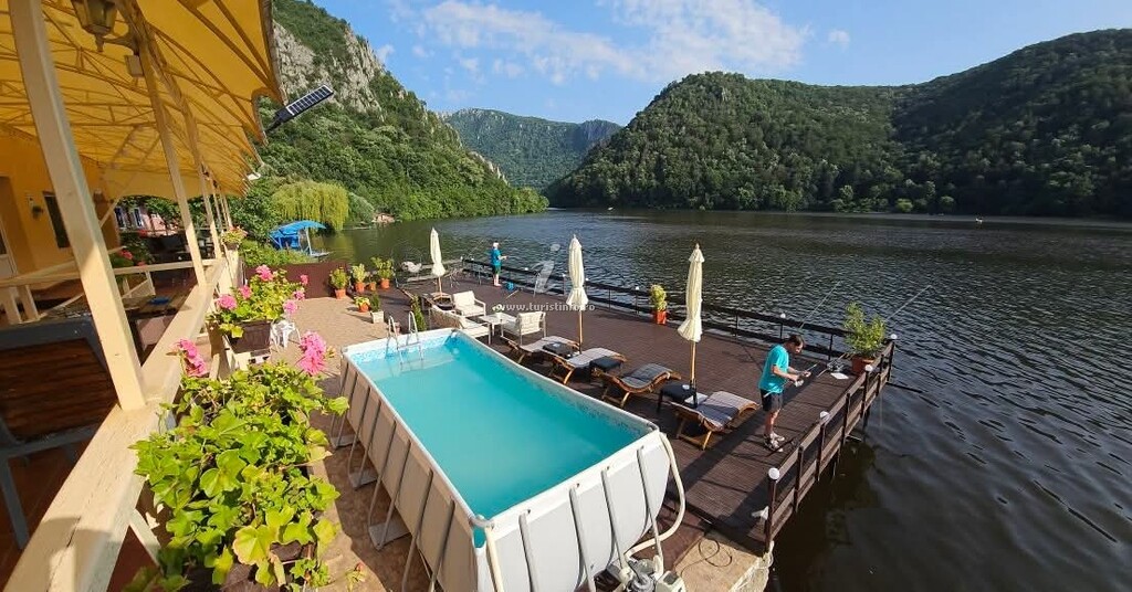 Casa de vacanță Golful Mraconiei
