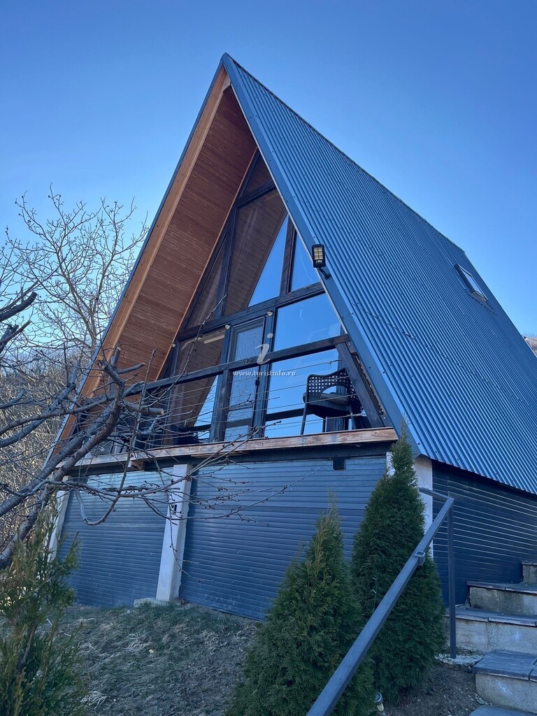 Căsuțe tip camping La Triunghiuri