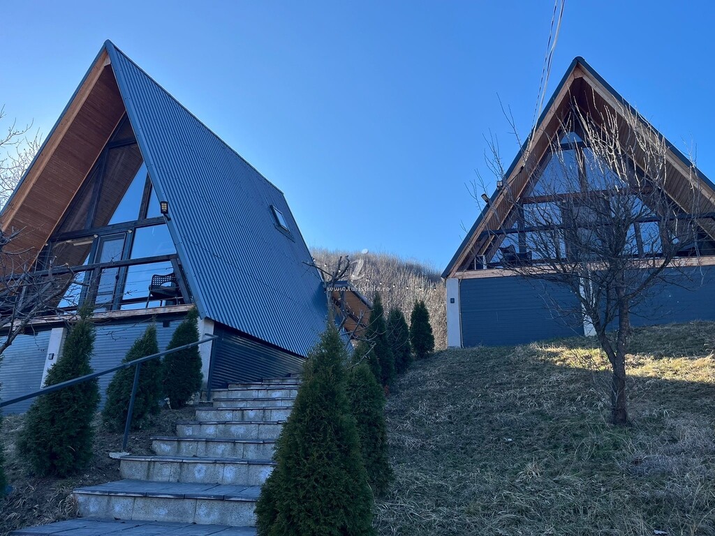 Căsuțe tip camping La Triunghiuri