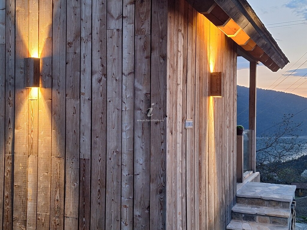 Cabana Fânarele