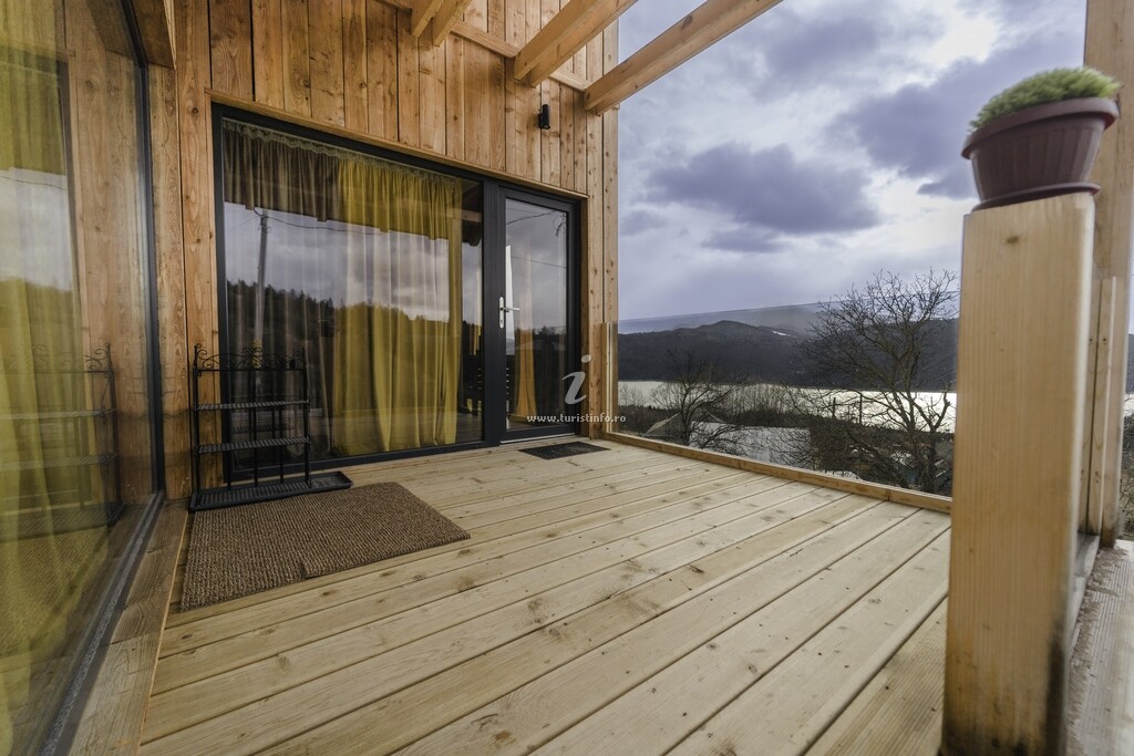 Cabana Fânarele