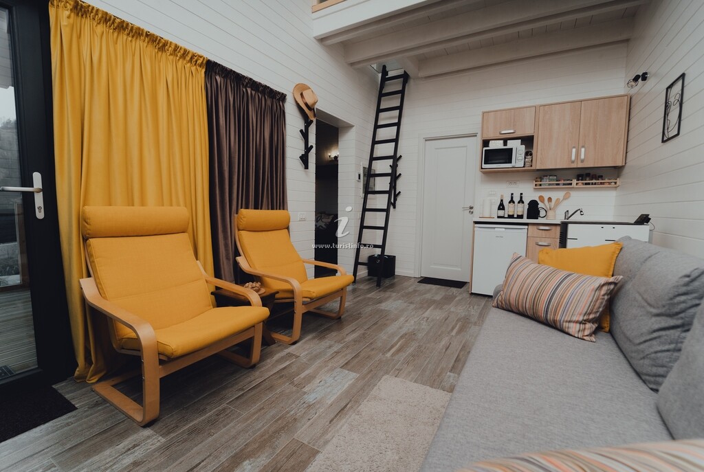 Cabana Fânarele