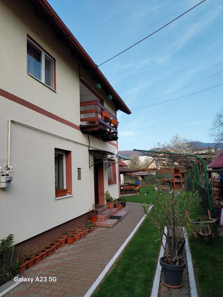Apartament La Casă