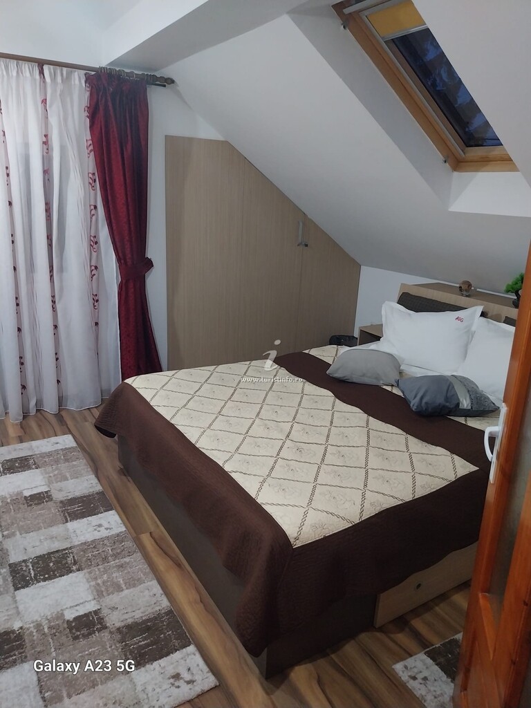 Apartament La Casă