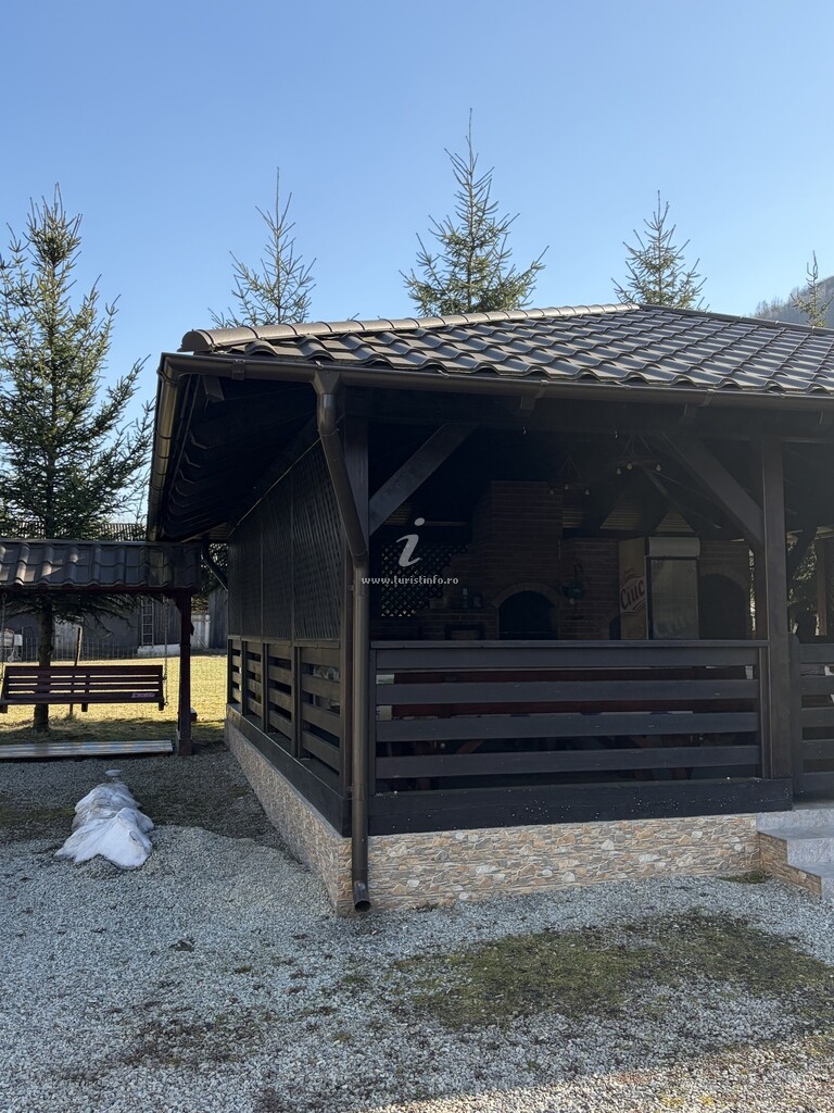 Camere de închiriat Casa Flavis