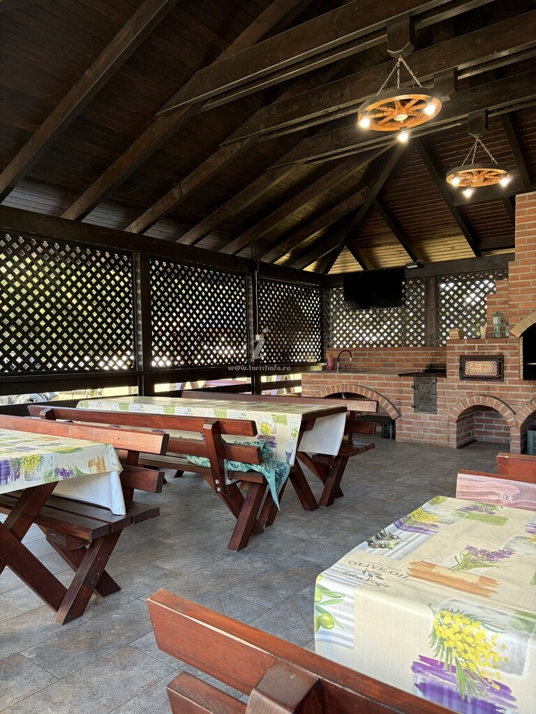 Camere de închiriat Casa Flavis