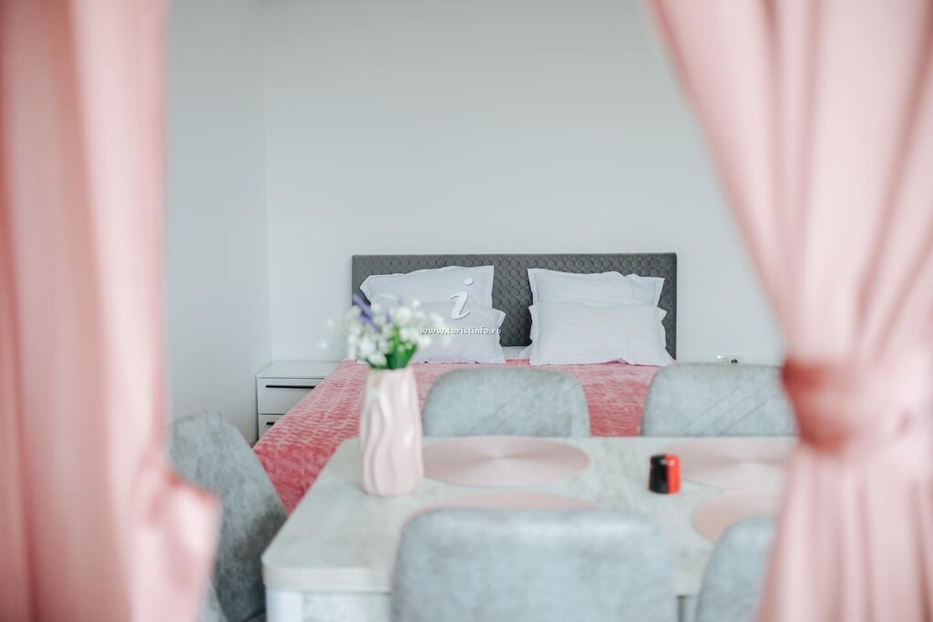 Garsoniera Almar Luxury